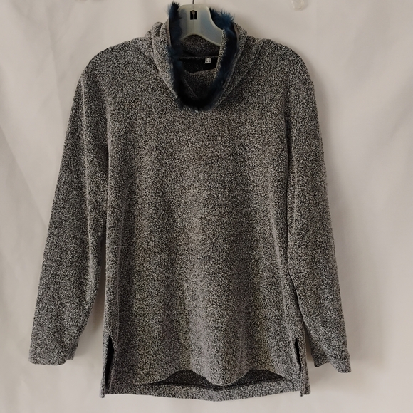 Women's Vintage Black & White Marled Knit Sweater with Blue Fur Cowl Neck Winter - Picture 14 of 16